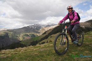 mountain-biking-with-joy